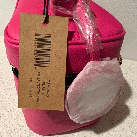 Steve Madden - Picture 4 of 7